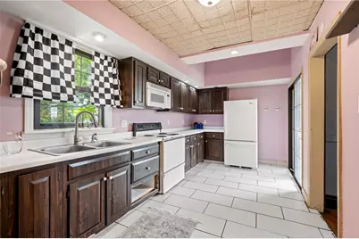 1140 Wayne Avenue, McKees Rocks, PA 15136 - Photo 13