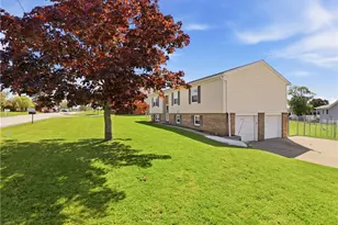 437 Patton St, Somerset Boro, PA 15501 - Photo 3