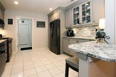 507 Wilshire #10C, Seven Fields Boro, PA 16046 - Photo 9
