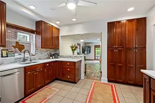 5440 Bartlett St, Pittsburgh, PA 15217 - Photo 11