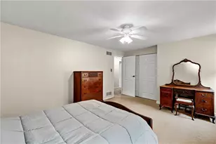 5959 Daleview Dr, Bethel Park, PA 15102 - Photo 29