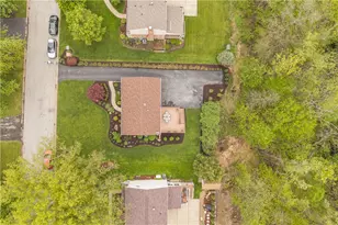 5959 Daleview Dr, Bethel Park, PA 15102 - Photo 49