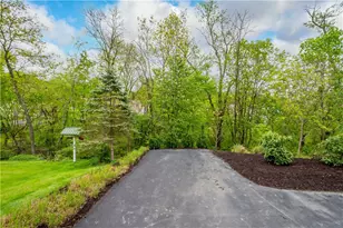 5959 Daleview Dr, Bethel Park, PA 15102 - Photo 43