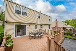 5959 Daleview Dr, Bethel Park, PA 15102 - Photo 41