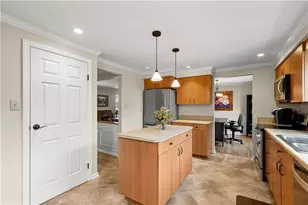5959 Daleview Dr, Bethel Park, PA 15102 - Photo 13