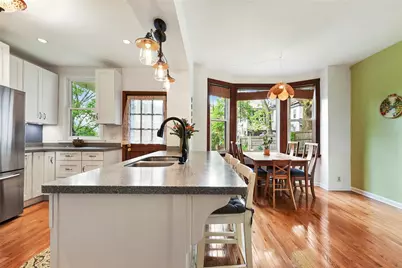 2003 Delaware Ave, Pittsburgh, PA 15218 - Photo 11