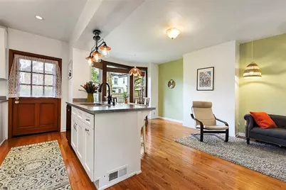 2003 Delaware Ave, Pittsburgh, PA 15218 - Photo 19