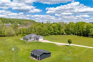 1291 Buckeye Rd, Kirby - Mount Morris, PA 15349 - Photo 3