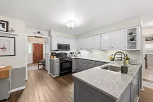2357 Westgate Dr, Pittsburgh, PA 15237 - Photo 15