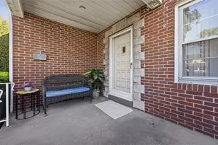 1060 Pacific Ave, Brackenridge, PA 15014 - Photo 5