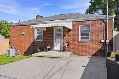 1060 Pacific Ave, Brackenridge, PA 15014 - Photo 27