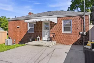 1060 Pacific Ave, Brackenridge, PA 15014 - Photo 27