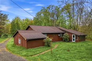 16 Gibson Rd, Hempfield Township, PA 16125 - Photo 5