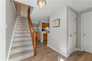 622 Sarah Ct, Cranberry Township, PA 16066 - Photo 3