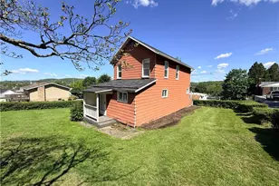 136 School St, Indiana Boro, PA 15701 - Photo 3