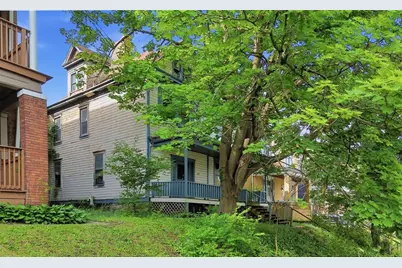 538 E 9th Ave, Munhall, PA 15120 - Photo 1