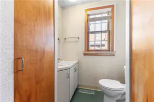 106 Woodhaven Dr, Pittsburgh, PA 15228 - Photo 15