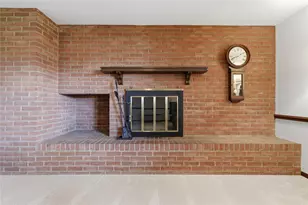 199 Beall Dr, Pittsburgh, PA 15236 - Photo 15