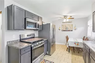 122 Hillcrest Dr, Ross Twp, PA 15237 - Photo 13