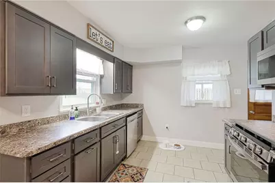 122 Hillcrest Dr, Ross Twp, PA 15237 - Photo 15