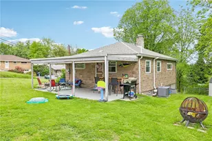 122 Hillcrest Dr, Ross Twp, PA 15237 - Photo 39
