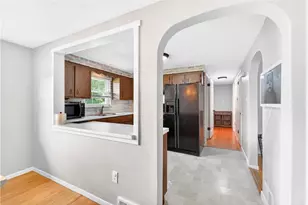 4 Meadowcrest Dr, Cecil, PA 15321 - Photo 11