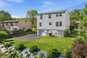 125 Oakhaven Dr, Economy, PA 15042 - Photo 5