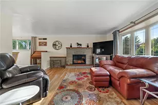 1029 Logan Rd, North Versailles, PA 15137 - Photo 7