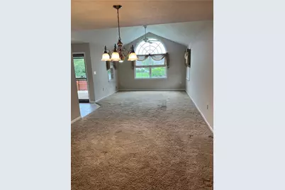 146 Steeplechase, West Deer, PA 15044 - Photo 3