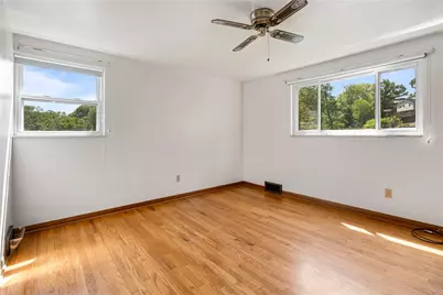 1144 Sarah St, Bethel Park, PA 15102 - Photo 17