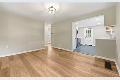 11 Lee Ave, Pittsburgh, PA 15221 - Photo 5