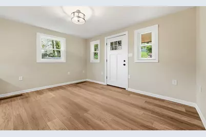 11 Lee Ave, Pittsburgh, PA 15221 - Photo 3