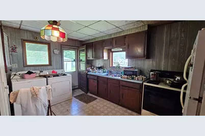 417 Uber Street, New Castle, PA 16101 - Photo 7