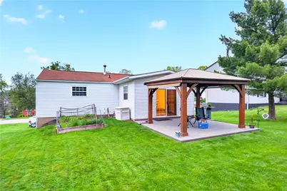 445 Lexington Dr, Hempfield Township, PA 15601 - Photo 3