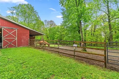 952 Bush, Loyalhanna, PA 15681 - Photo 29
