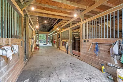 952 Bush, Loyalhanna, PA 15681 - Photo 37