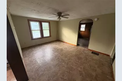 19 Saul Ave, Greenville Boro, PA 16125 - Photo 5