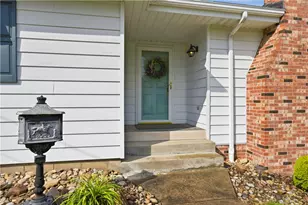 215 Edgewood Dr, Buffalo Township, PA 16055 - Photo 3