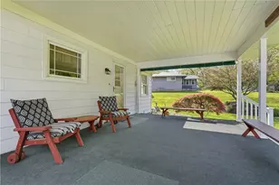 215 Edgewood Dr, Buffalo Township, PA 16055 - Photo 23