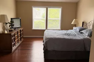 301 Holly Ridge Dr, Pittsburgh, PA 15116 - Photo 13