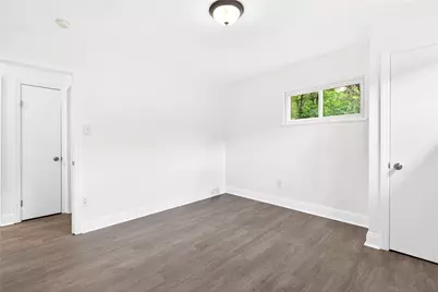 2925 Sebolt Road, South Park, PA 15129 - Photo 17
