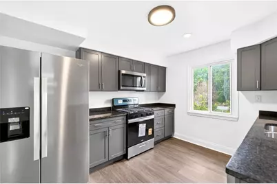 2925 Sebolt Road, South Park, PA 15129 - Photo 5