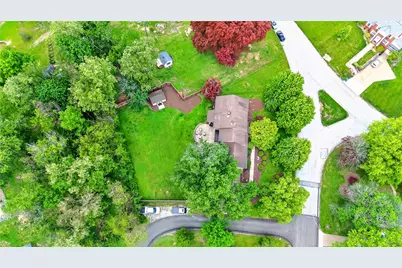 2 Concord Drive, Elizabeth Twp/Boro, PA 15135 - Photo 3