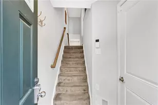 1503 Pointe View Dr, Adams Township, PA 16046 - Photo 7
