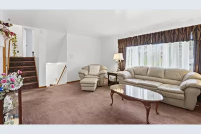91 Bellview Cir, Robinson Twp, PA 15136 - Photo 9