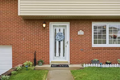91 Bellview Cir, Robinson Twp, PA 15136 - Photo 5