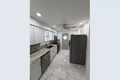 640 W 7th Avenue, West Homestead, PA 15120 - Photo 11