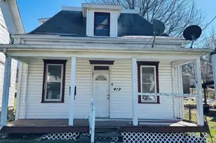 412 Burton Ave, Washington, PA 15301 - Photo 1