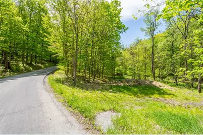 152 Chapel Hill Rd, Claysville, PA 15323 - Photo 3
