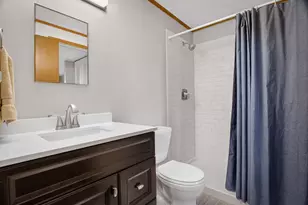 400 Redrome Cir E, Bridgeville, PA 15017 - Photo 21